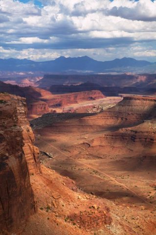 canyon.jpg